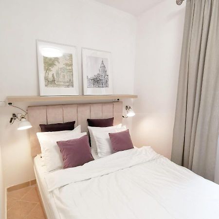 Hillside Apartment With Ac & Heating In Grande Maison Budapest Eksteriør billede